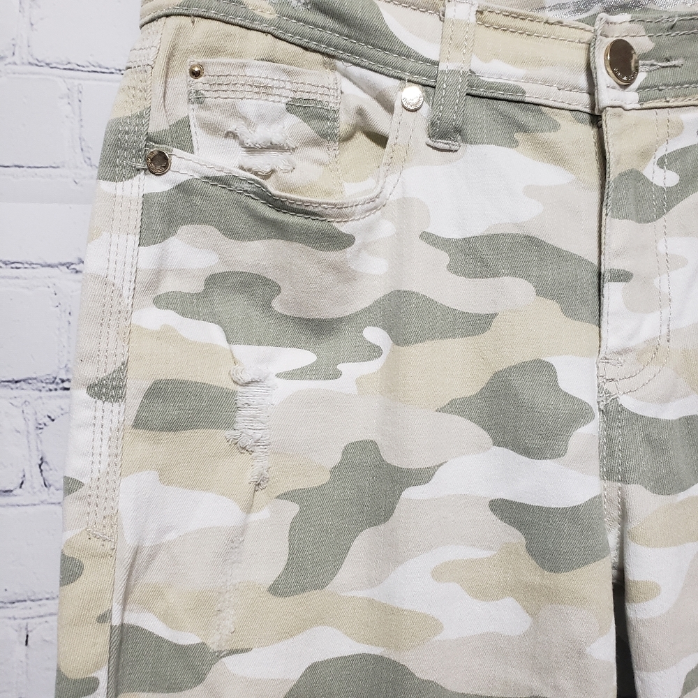 Seven7 Sz10 Skinny Easy Fit Camo Cuffed Jean - Picture 12 of 16
